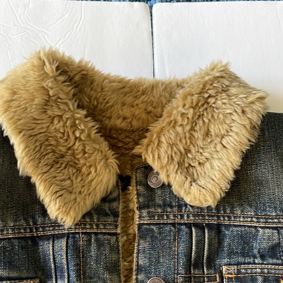 GAP Vintage Faux Fur Lined Denim Jacket Y2K - Picture 2 of 13